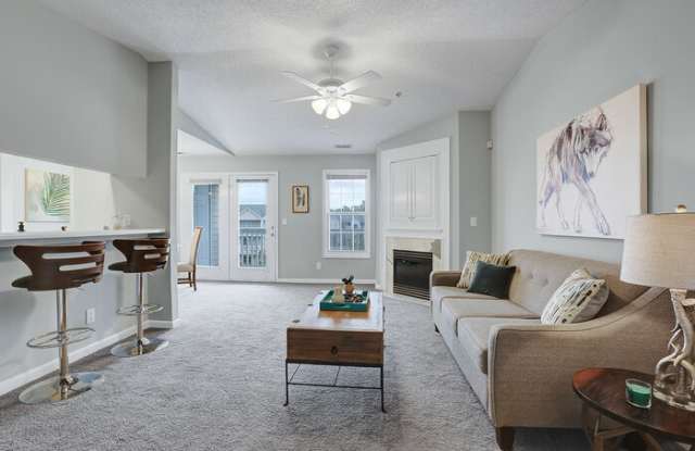 715 Clearwater Court photos photos