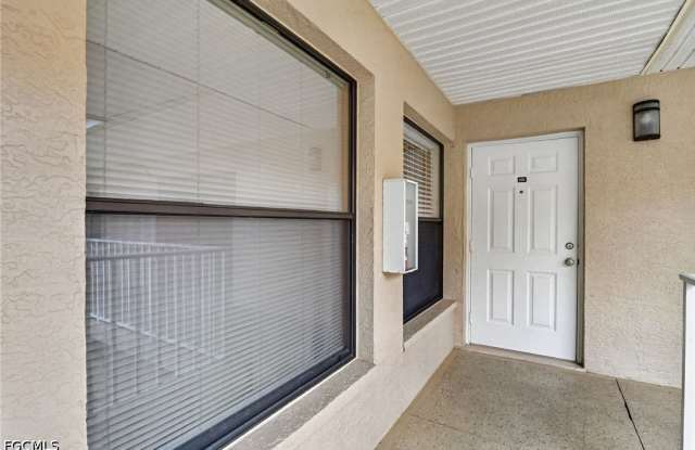9648 Windsor Gardens Lane Gallery 2