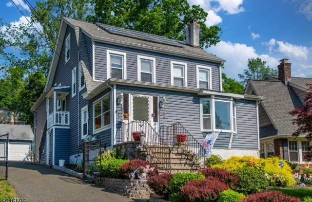 161 Western Ave photos photos