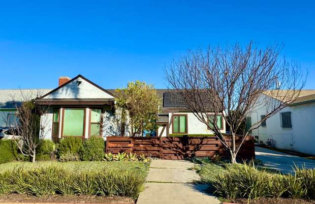 Stunning 3-bedroom, 2-bathroom home in Leimert Park area photos photos