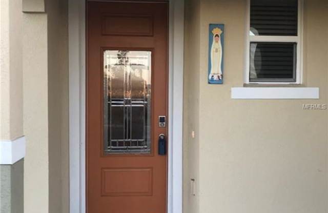 5100 ADELAIDE DRIVE Gallery 4