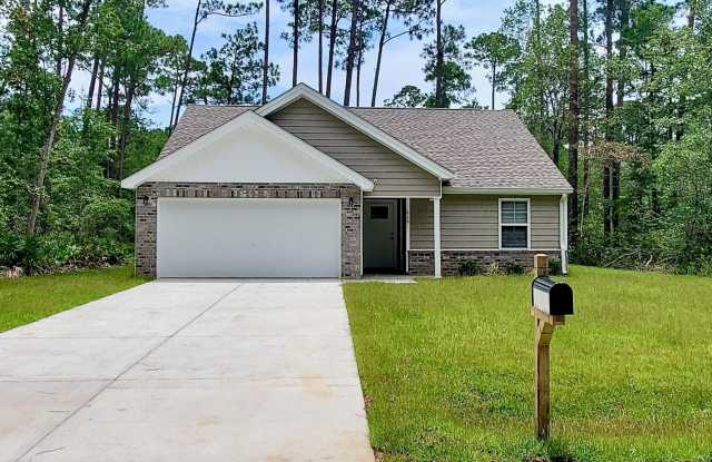 3 BD 2 BA Split plan Home in the Ocean Springs School District photos photos