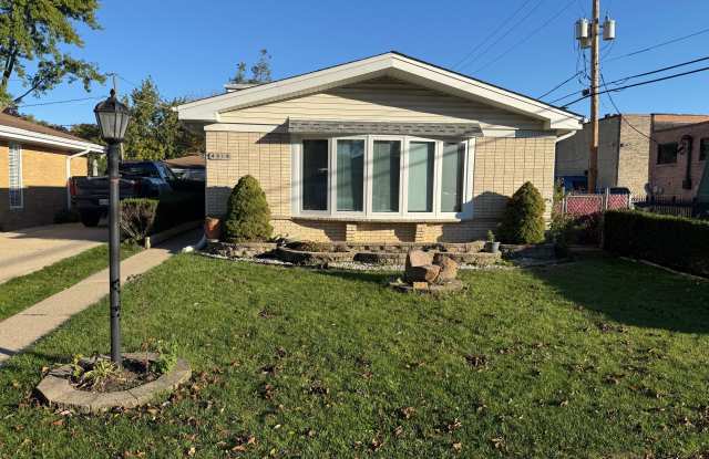 4814 Birchwood Avenue - 4814 Birchwood Avenue, Skokie, IL 60077