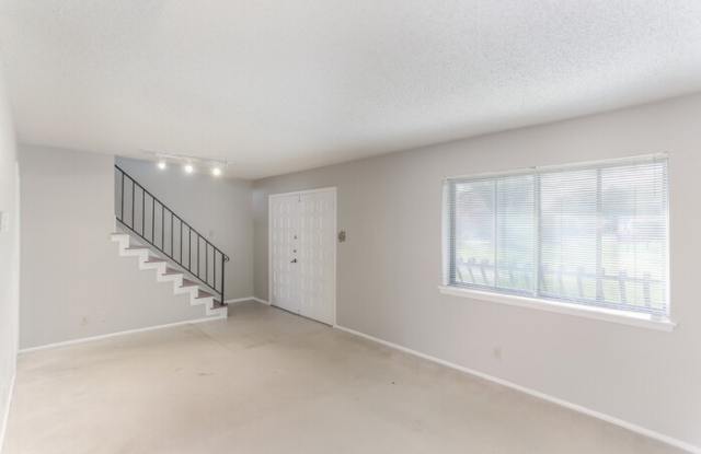 10839 Crown View Gallery 2
