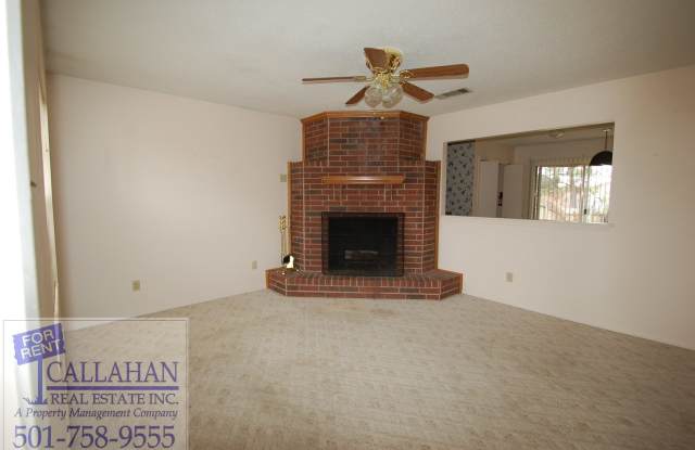 Maumelle 2 Bedroom Gallery 3