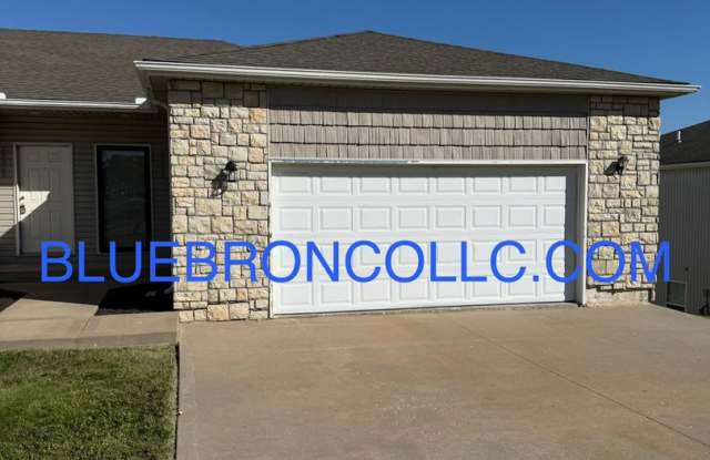 Spectacular unit with plenty of space and updated features throughout. Gallery 1