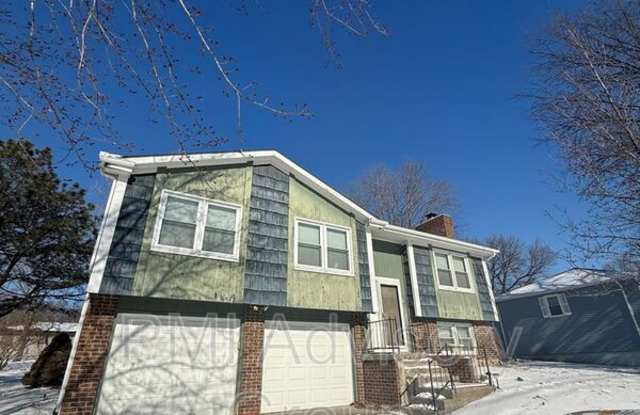 2724 SE Lakeshore Blvd photos photos