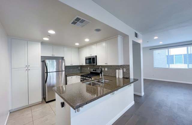 Beautiful  2Bd 2 Ba in Luxury Community photos photos