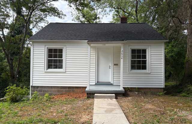 2 Bedroom, 1 Bathroom House in Winston-Salem! photos photos