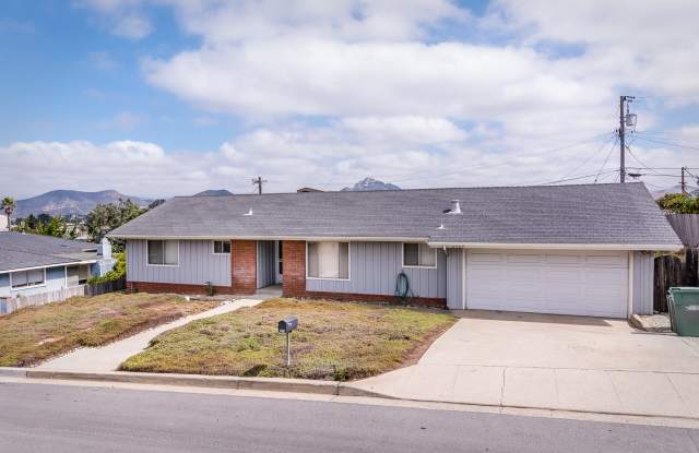 3 bedroom house on large lot - 2304 Bayview Heights Drive, Los Osos, CA 93402