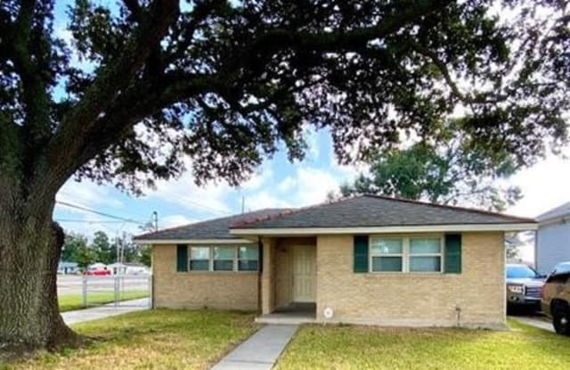 3202 39TH Street - 3202 39th Street, Metairie, LA 70001