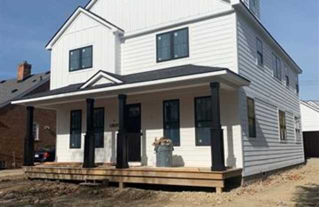457 E SOUTHLAWN Boulevard Gallery 3