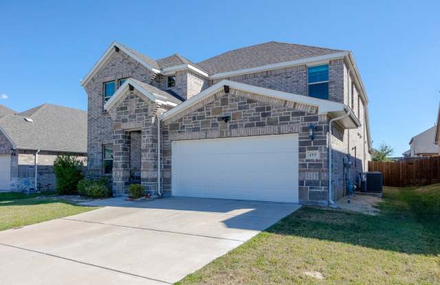 Beautiful two-story home built in 2021, offering 4 bedrooms, 3.5 bathrooms Gallery 4