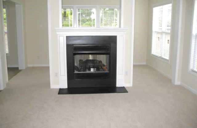 COMING SOON!!! One Month Free Rent ! Discover your new haven! This home offers a perfect blend of comfort and style Gallery 4