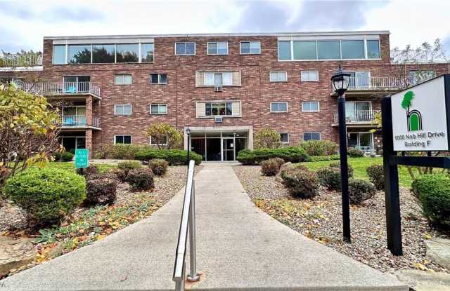 6000 Nob Hill Drive photos photos