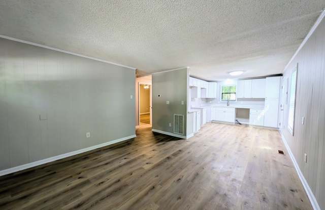 190 Forsythia Court Gallery 3