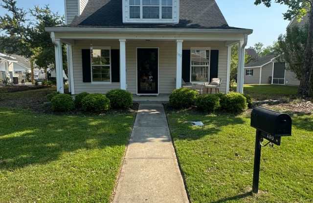 Three Bedroom Two Bathroom Coming Available In June!! - 193 University Parkway, Beaufort County, SC 29909