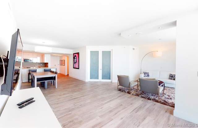 10 Venetian Way Gallery 3