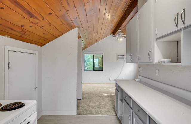 1338 Homestead Avenue Gallery 4