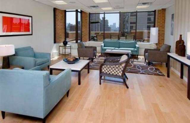317 W 45th St # 204 Gallery 4
