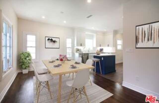 442 South Roxbury Drive Gallery 2