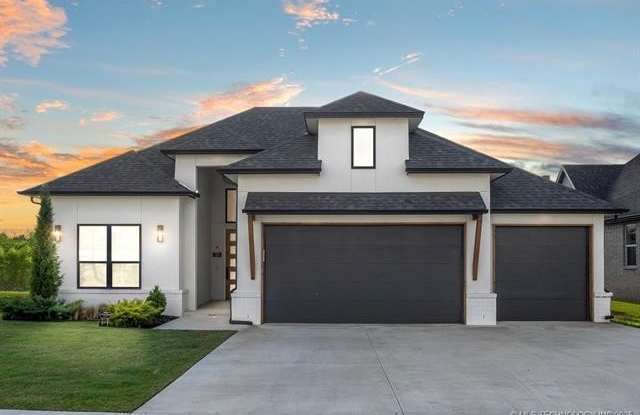 13722 S 20th Place E photos photos