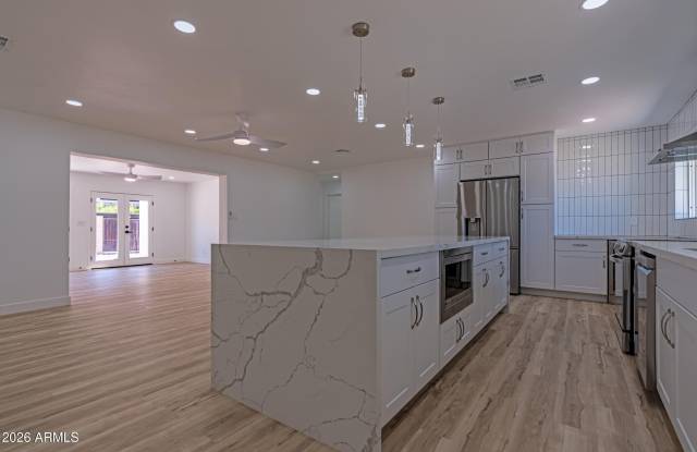 3035 E HEATHERBRAE Drive photos photos