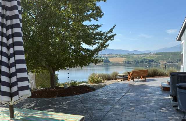 2995 Wapato Lake Road Gallery 1