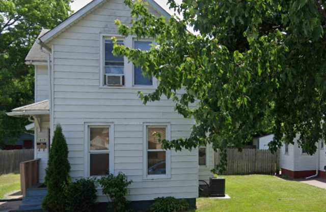 3 Bedroom 1 Bath House in Davenport Gallery 1