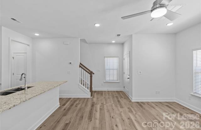 4008 Crooked Spruce Court Gallery 4