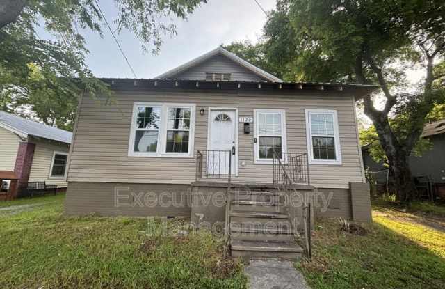 1120 Elm Avenue photos photos
