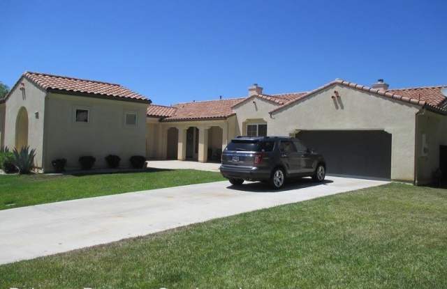 14322 Augusta Dr - 14322 Augusta Drive, Valley Center, CA 92082