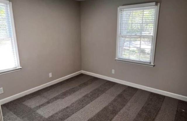 8938 Jefferson St - Unit D Gallery 2