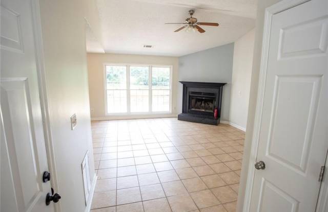 4960 Shipp Road Gallery 4
