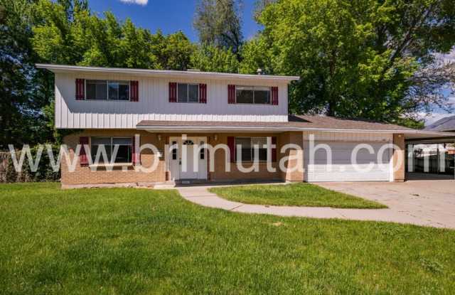 1561 E Delaware Lane photos photos
