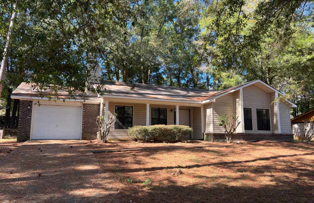 Available NOW - 303 Ridgeway Drive-1/2 off First Month Rent photos photos