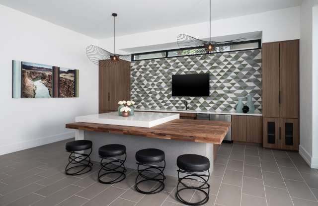 Arrowhead Summit Apartment Homes Gallery 4