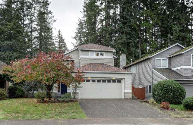 Beautiful 3bd, 2.5ba Home in Klahanie Available! - 4274 258th Avenue Southeast, Klahanie, WA 98029