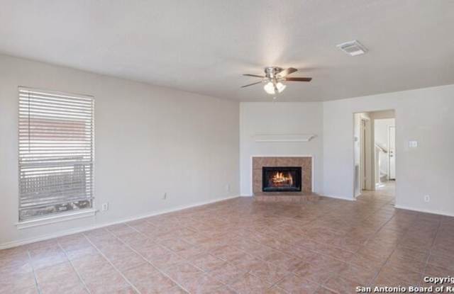 837 Dimrock Gallery 2