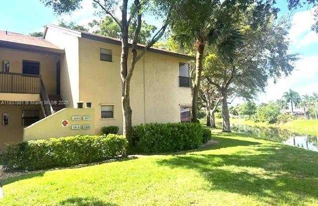 3817 Cocoplum Cir photos photos