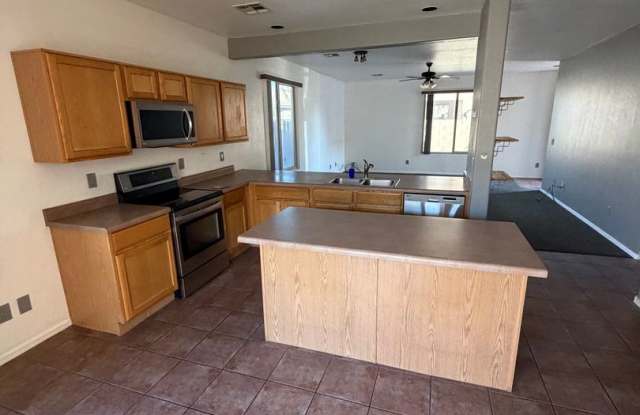 East Mesa Gated Community with Pool and Hot Tub Gallery 3