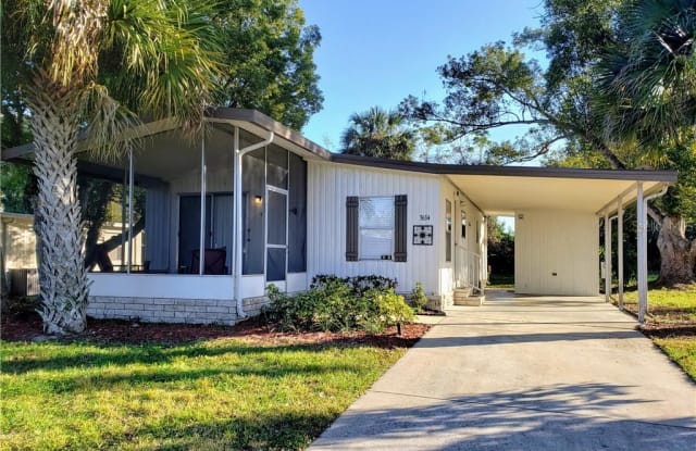 3634 S CITRUS CIR - 3634 South Citrus Circle, Zellwood, FL 32798