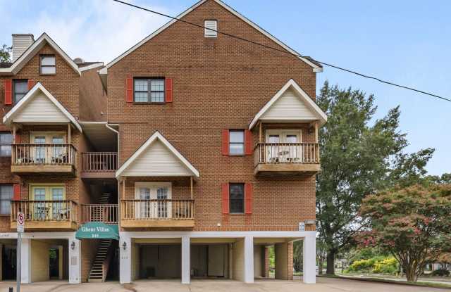 Prime Norfolk Living -2 Bed, 2.5 Bath Near Colley Ave & Naval Station! photos photos