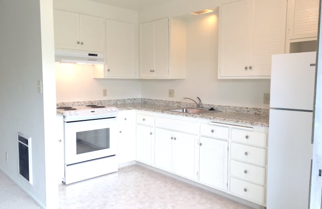 Franciscan - 333 Willow Street, Alameda, CA 94501