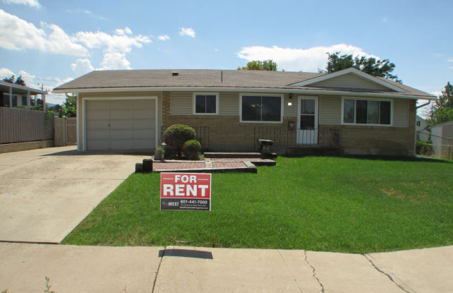 131 W 350 S - 131 West 350 South, Kaysville, UT 84037