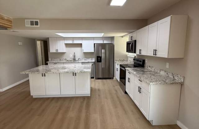 5 Bedroom 3 Bathroom- Mill  Baseline photos photos