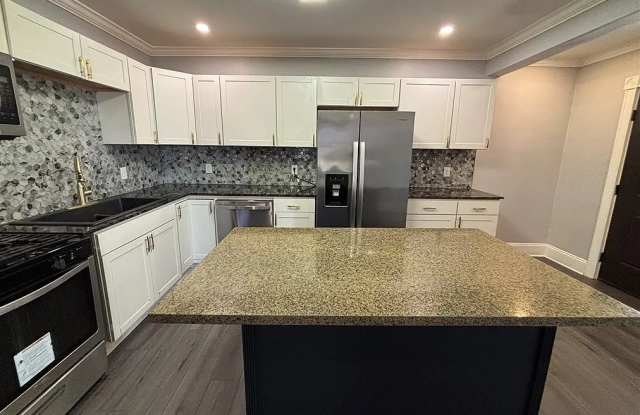 109 Westcott - Rms 4, 5 Gallery 3