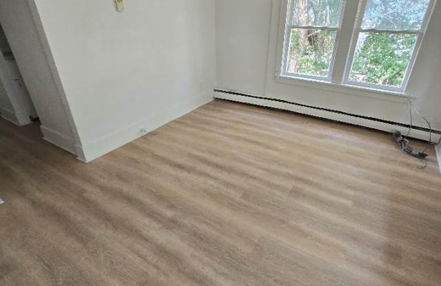 252 North Jefferson Street - B photos photos