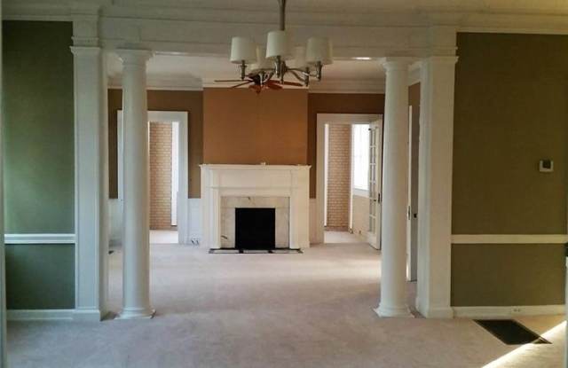 806 Briarcliff Road Gallery 2