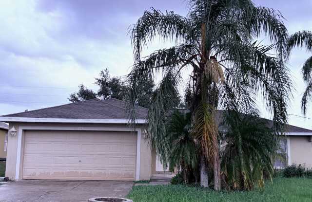 3/2 Home For Rent at 223 Grouper Court Poinciana, FL 34759 photos photos